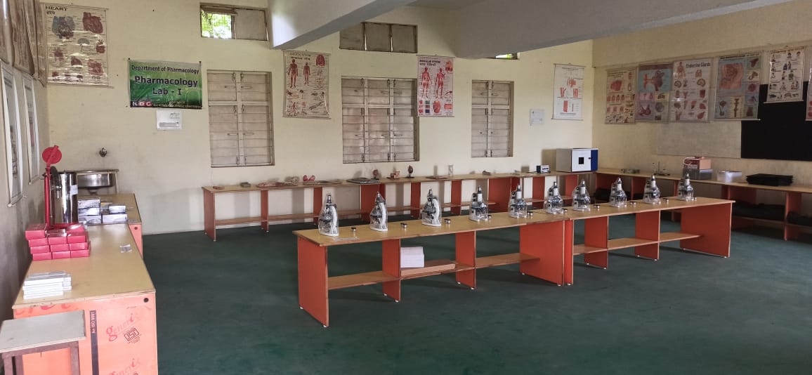 Room 09 Pharma Cology Lab 1
